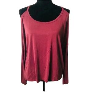 Acemi Women’s Red Cold Shoulder Long Sleeve Top Medium